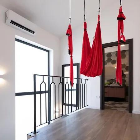 Peaceful Family In Appartement